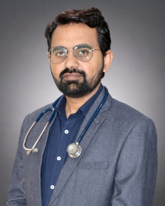 Portrait of Dr. Shahzad Gull, Head of Nephrology